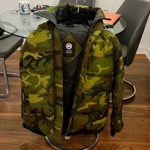 Canada Goose Men's Jacket